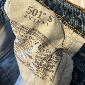 Levi vintage high wasted straight leg jeans